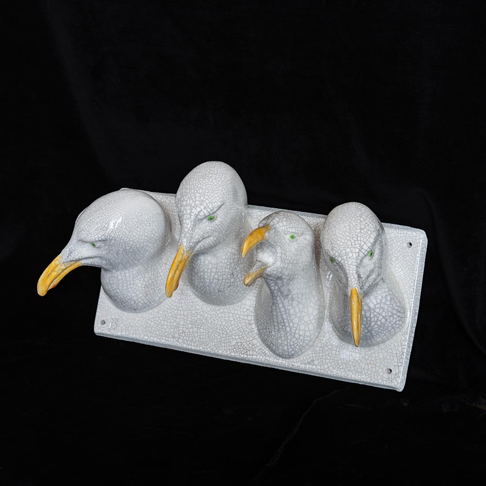 Figurative ceramic sculpture seagulls